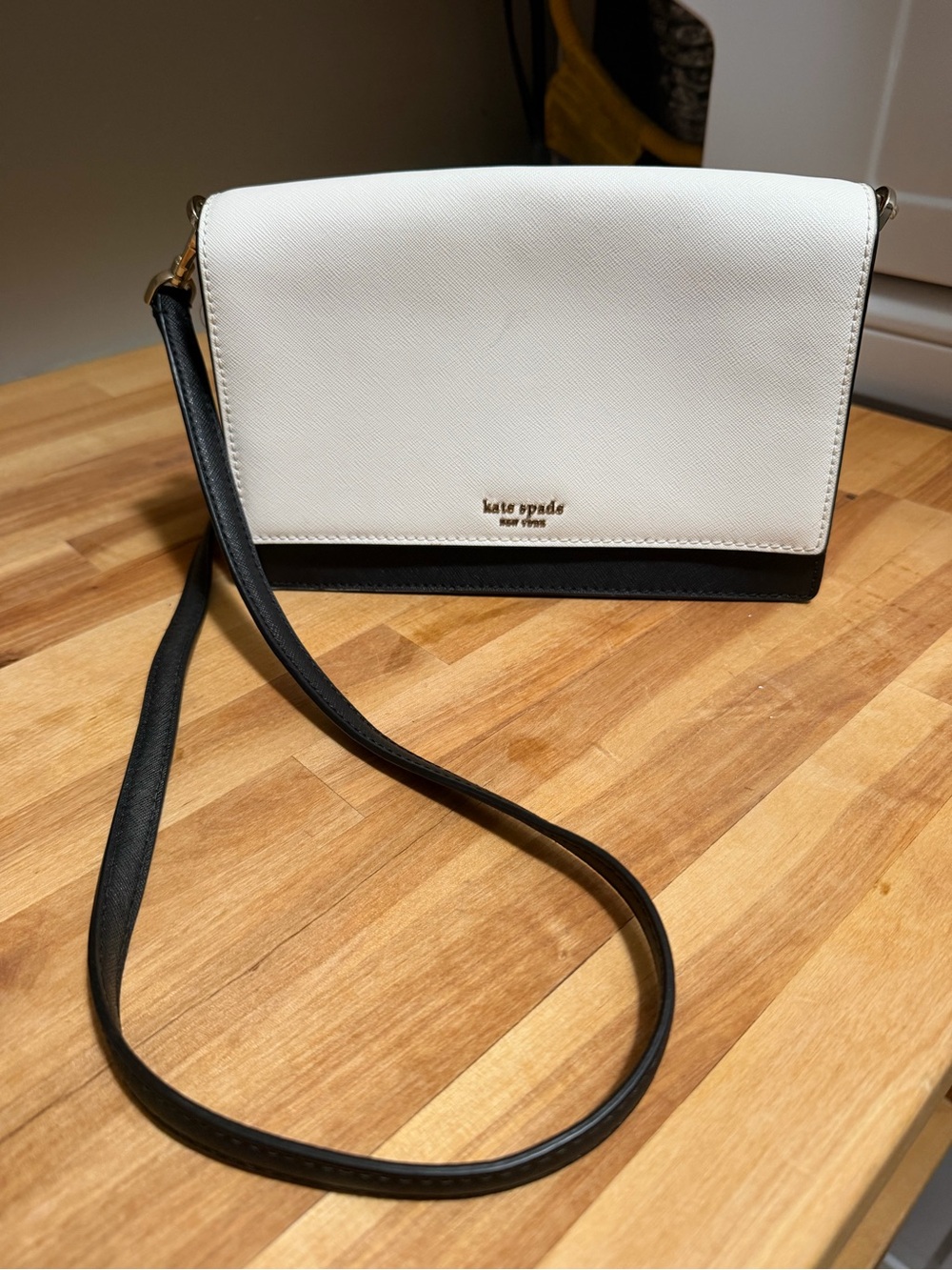 kate spade White and Black Leather Crossbody Bag with Gold Logo